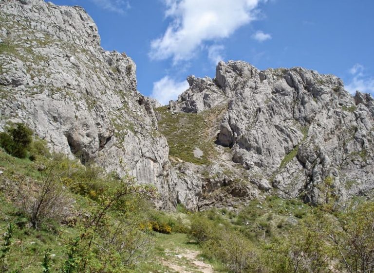 Cueva Valdelajo Saelices Aragonito Azul