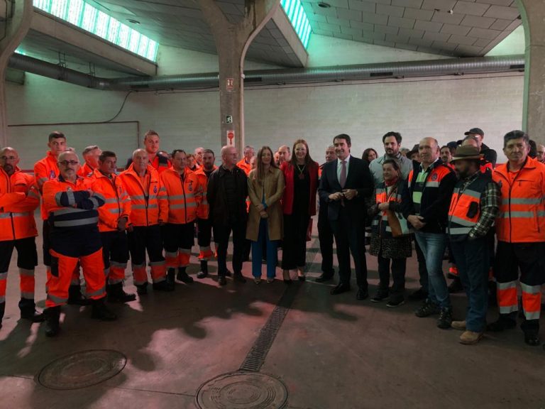 Protección Civil material acto Suárez Quiñones