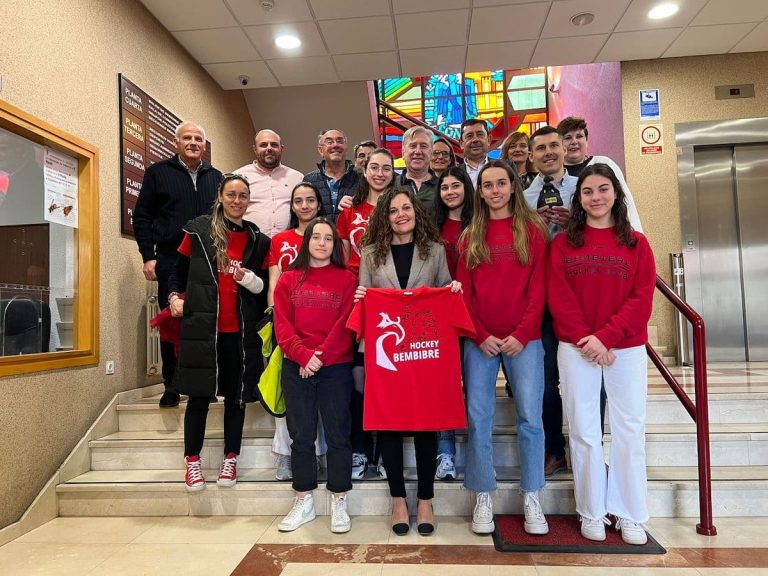 Bembibre hockey club recepción Ayuntamiento