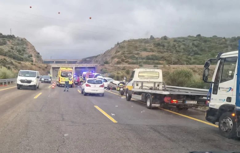 Un accidente en una zona en obras de la A6 a la altura de Torre del ...