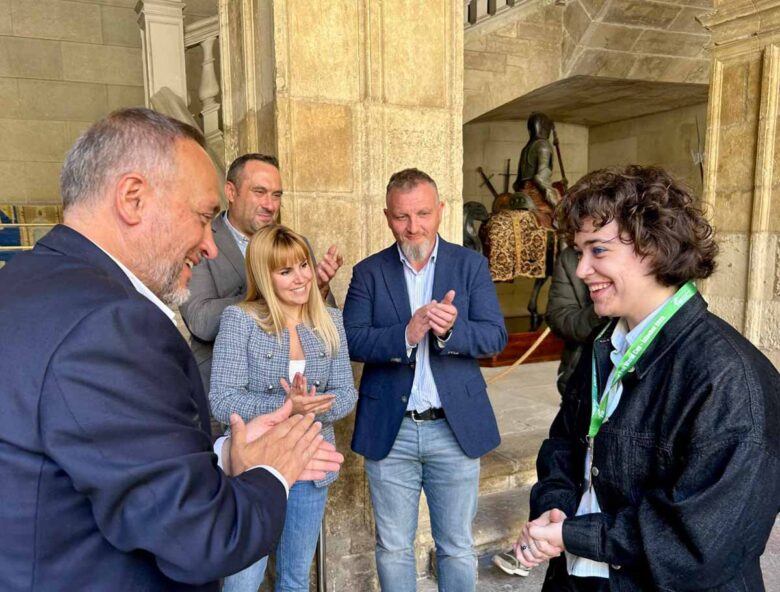 Ariadna Castro en la recepción de la Diputación de León